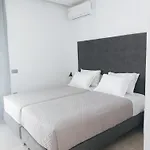 Azure Mirage Adults Only Private Seaside W Garden And Parking 빌라 *