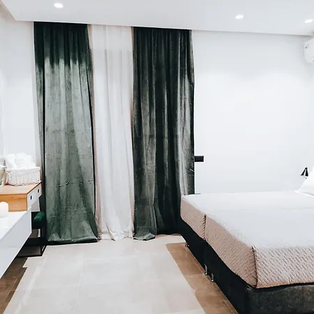 Azure Mirage Adults Only Private Seaside W Garden And Parking 빌라 팔리라키