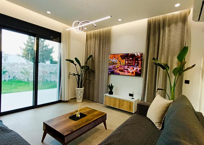 Azure Mirage Adults Only Private Seaside W Garden And Parking