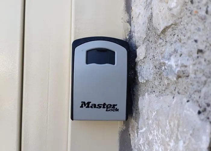 Вилла Azure Mirage Adults Only Private Seaside W Garden And Parking