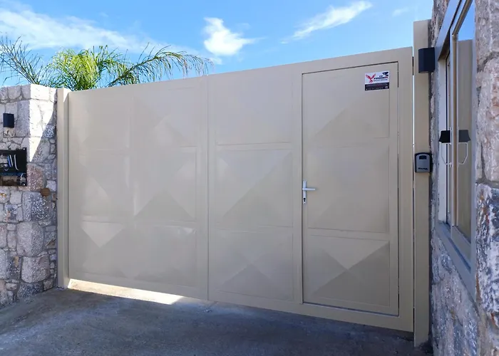 Azure Mirage Adults Only Private Seaside W Garden And Parking